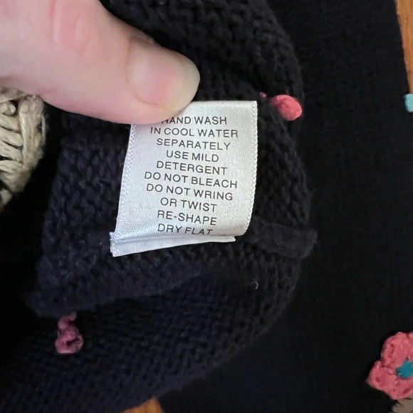 Christopher & Banks Cardigan Sweater Flower Hand Embroidered Women’s Sz Medium - Picture 7 of 9